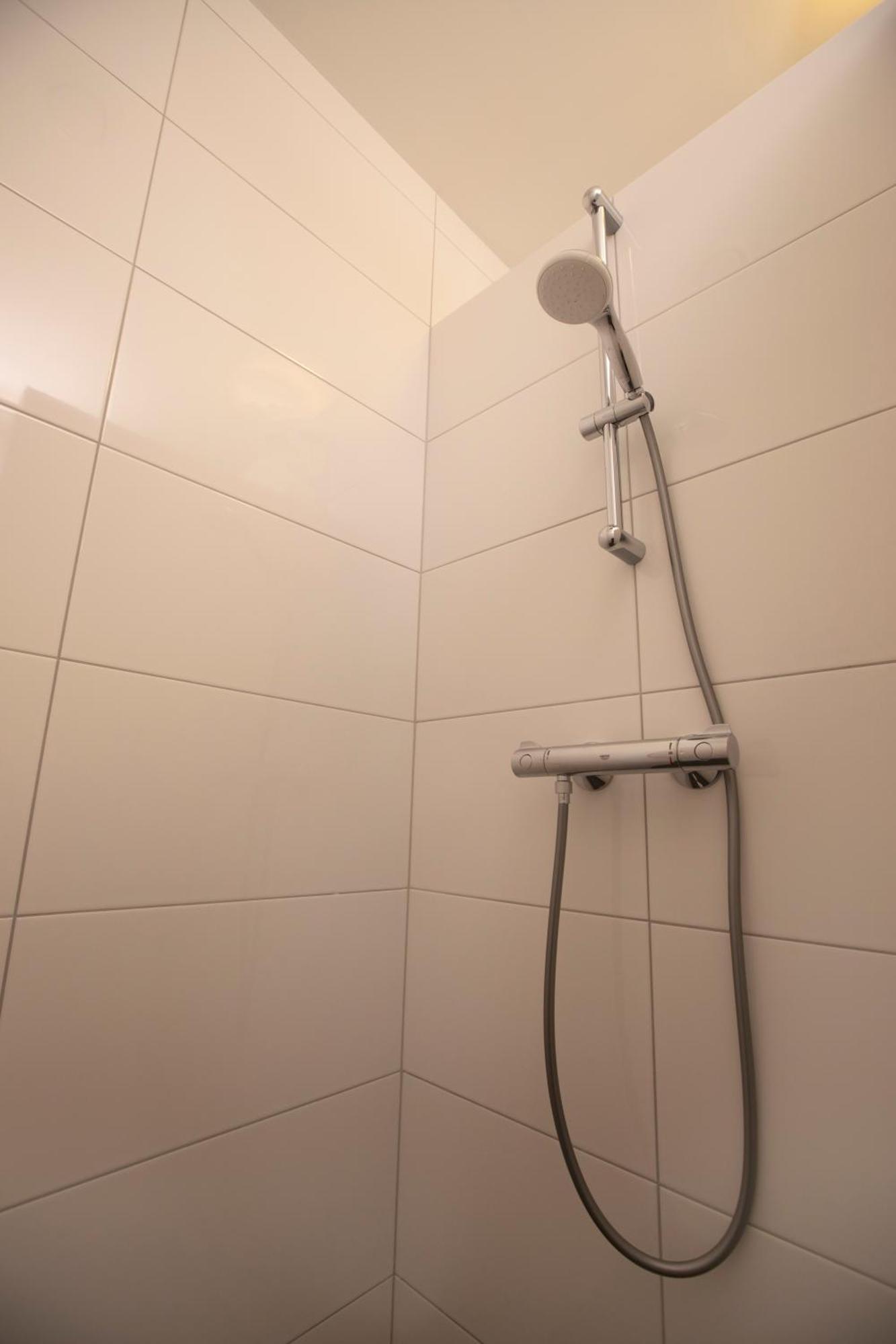 Vakantie Bij Meeussen - Schuttersoord Mook Bilik gambar